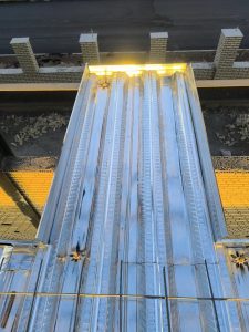 اسکلت فلزی یا بتنی؟