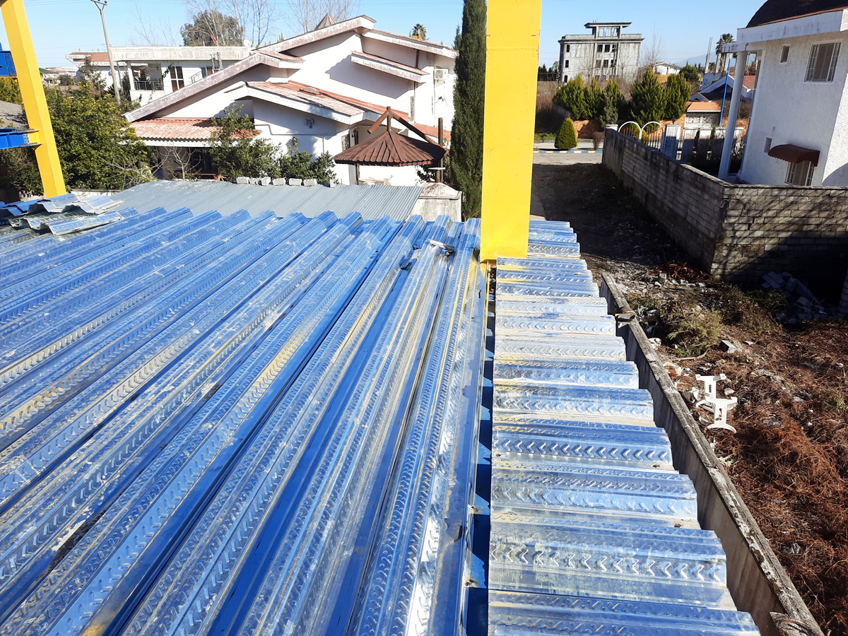 اجرای پروژه سقف عرشه فولادی در بندرعباس