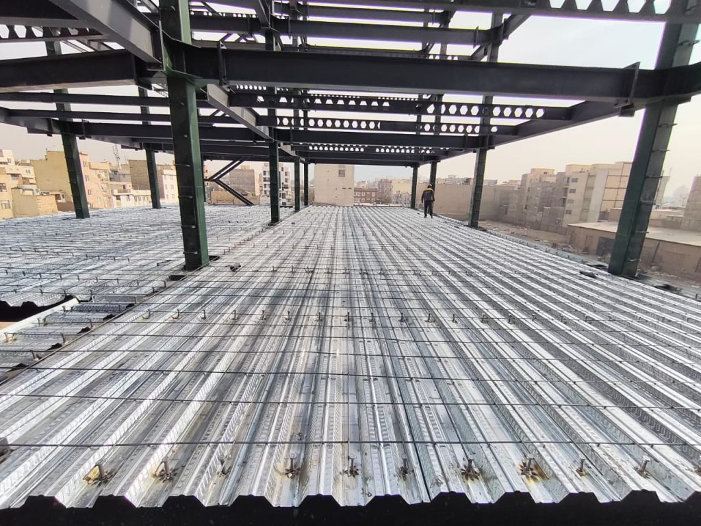 سقف عرشه فولادی